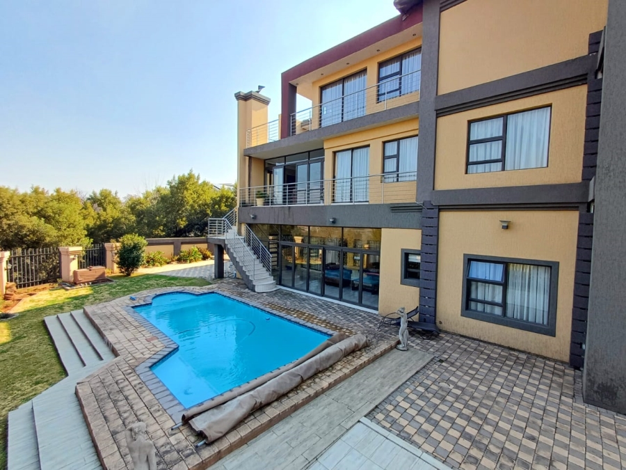 5 Bedroom Property for Sale in Xanadu Eco Park North West